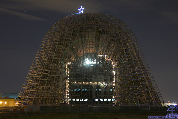 Slightly better image of Hangar One viewing from the side with the walls partially removed, this time using the tripod with a 20 second exposure at ISO 100 f/4. There's some lens flare from the cente