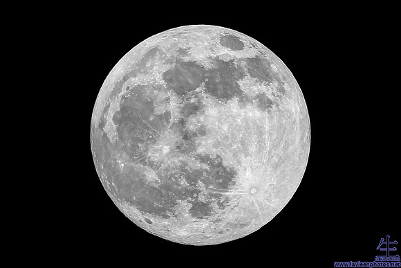 Pre-eclipse shot of the moon, created from 3 images